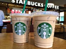 Starbucks Blockchain’e Sıcak Bakıyor