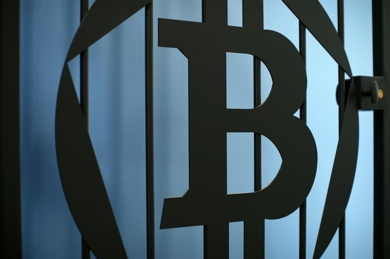 © Reuters.  Bitcoin 6% artışla 11.316,7 seviyesinin üzerine çıktı