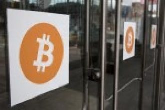 Evi silahla basılan Bitcoin milyoneri balkondan atladı