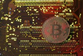 Kripto Paralar Yükseliyor, Bitcoin Aylık Kayıp Yolunda