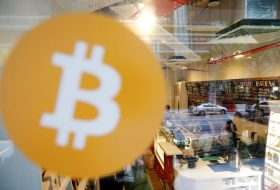 Kripto Fiyatları Çabalıyor, Bitcoin 14 Ayın Düşük Seviyesinde