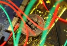 Kriptolar Yükseliyor, Bitcoin 7.500$ Seviyesini Geçti