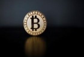 Bitcoin 1% düşüşle 8.028,7 seviyesinin altına geriledi