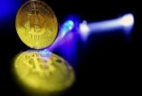 Bitcoin Düşüyor, Son Dört Yılın En Büyük Aylık Düşüşünün Eşiğinde