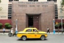 Hindistan, Bitcoin’den Rupi’nin İstikrarını Bozacağı İçin Korkuyor