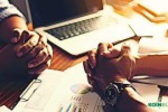 Ekonomi Profesörü: Bu Yıl Bazı Bankalar İflas Edebilir